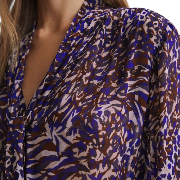 REISS ‘Tora’ Animal Print Necktie Blouse - Picture 2 of 15